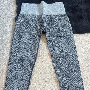 NVGTN Leggings